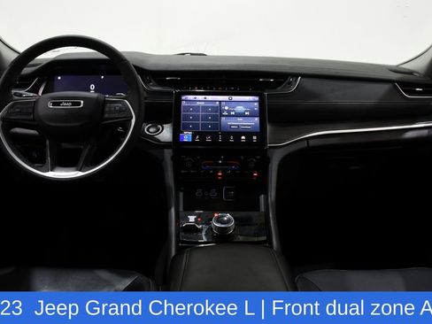 Used 2023 Jeep Grand Cherokee L Limited w/ Black Appearance Package AWD/4WD image 8