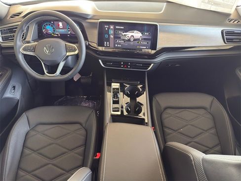 New 2026 Volkswagen Atlas Cross Sport SE image 25