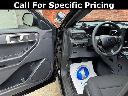 New 2025 Ford Explorer Base image 9