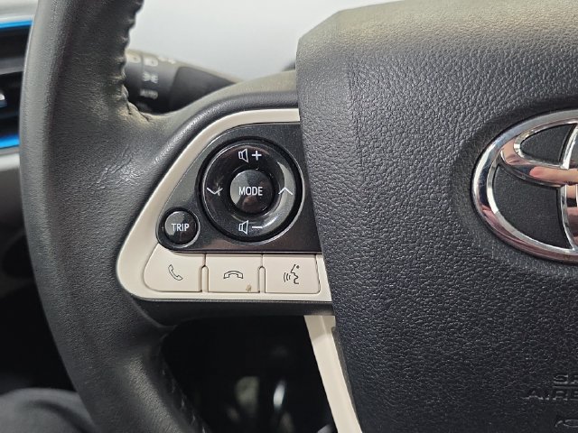 Used 2017 Toyota Prius Prime Premium FWD image 16