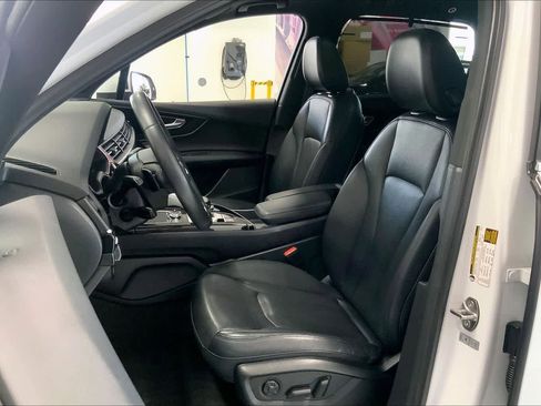 Used 2018 Audi Q7 3.0T Prestige w/ Prestige Package image 10
