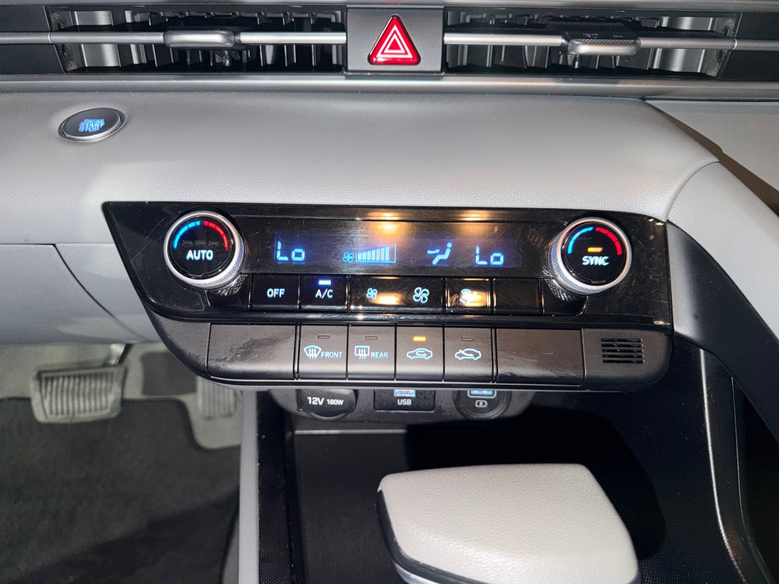 Used 2021 Hyundai Elantra SEL FWD image 24