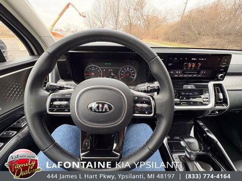 Used 2021 Kia Sorento SX image 14