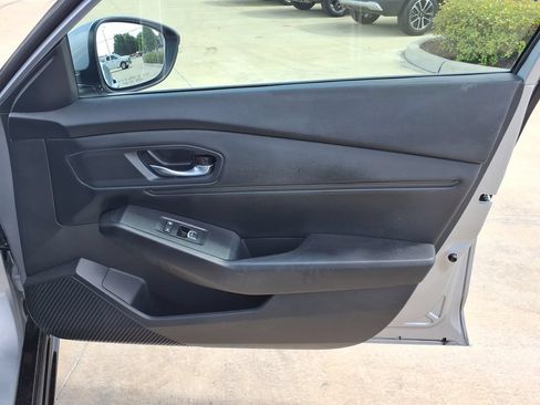 Used 2023 Honda Accord EX-L image 19