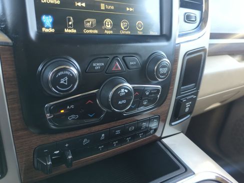 Used 2017 RAM 2500 Laramie w/ Off Road Package image 12