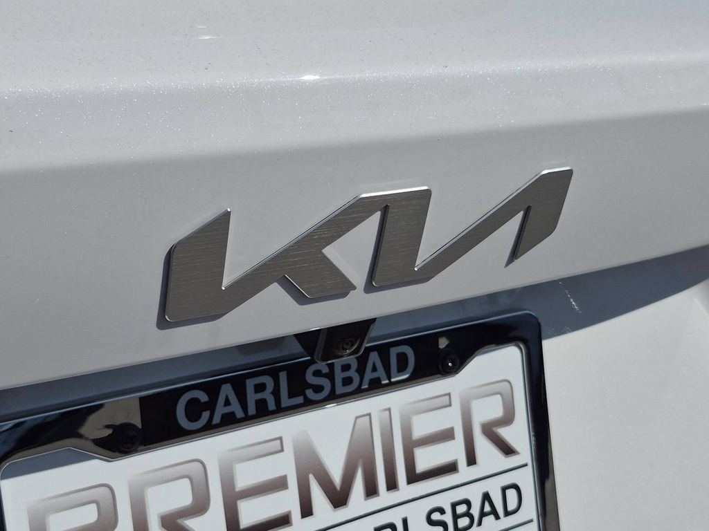 New 2026 Kia Sorento S FWD image 32