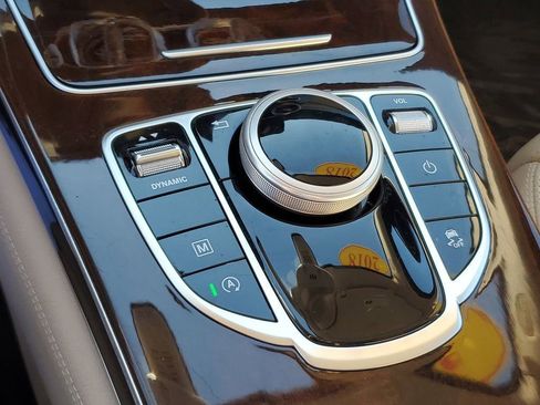 Used 2018 Mercedes-Benz GLC 300 image 28