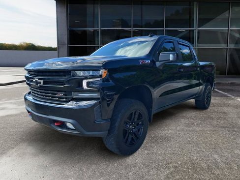 Used 2021 Chevrolet Silverado 1500 LT Trail Boss w/ Convenience Package II AWD/4WD image 3