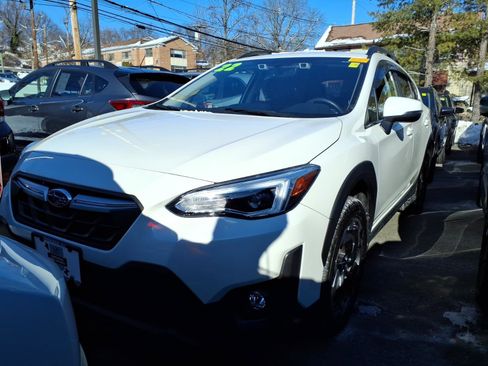 Certified 2022 Subaru Crosstrek 2.5i Limited image 2