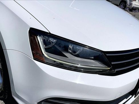 Used 2017 Volkswagen Jetta S FWD image 32