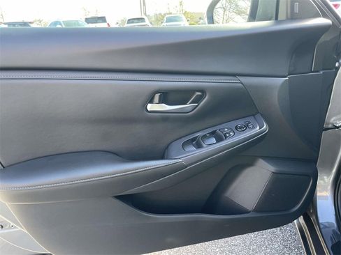 Used 2024 Nissan Sentra SV w/ All-Weather Package image 16