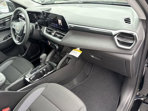 New 2026 Chevrolet TrailBlazer LT image 27