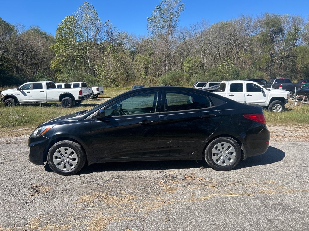 Used 2017 Hyundai Accent SE FWD image 5