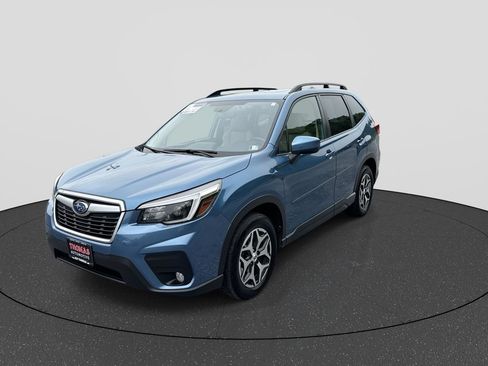 Used 2021 Subaru Forester Premium AWD/4WD image 4