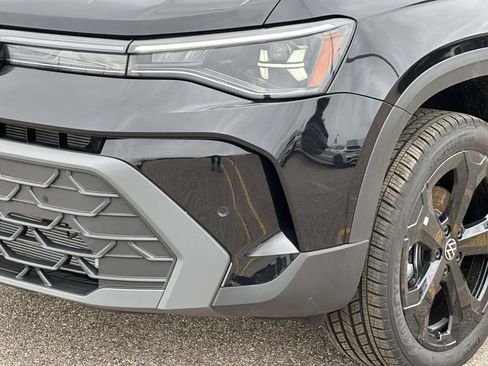 New 2026 Volkswagen Taos SE image 6