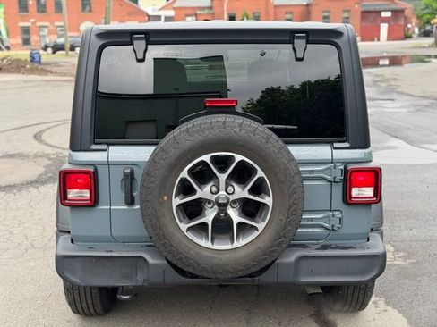 Used 2024 Jeep Wrangler Sport AWD/4WD image 6