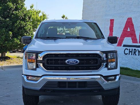 Used 2023 Ford F150 XLT AWD/4WD image 2