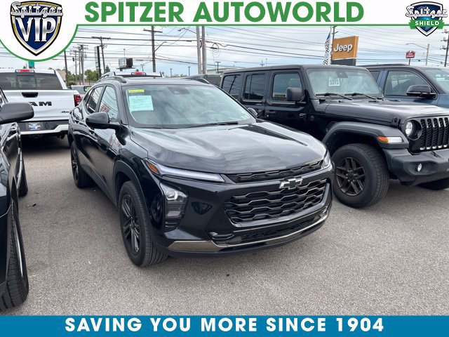 Used 2024 Chevrolet Trax ACTIV w/ Sunroof Package FWD image 1