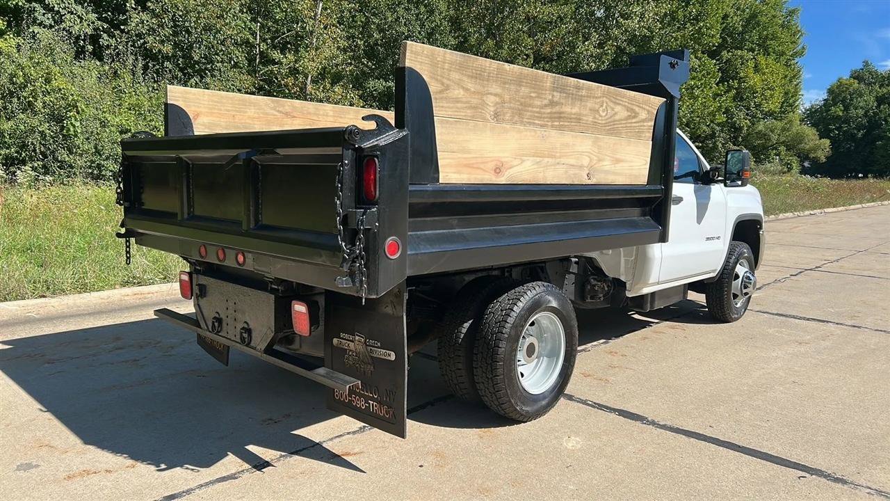 Used 2015 GMC Sierra 3500 4x4 Regular Cab w/ Sierra Convenience Package image 9