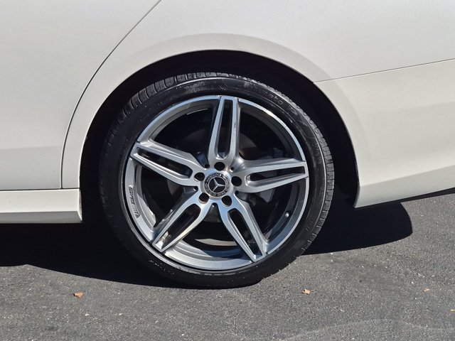 Certified 2017 Mercedes-Benz E 300 image 23