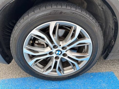 Used 2022 BMW X2 sDrive28i w/ Convenience Package FWD image 9