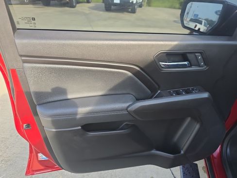Used 2025 GMC Canyon Elevation w/ Convenience Package RWD image 17