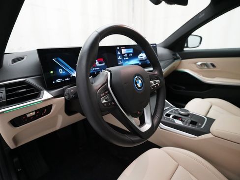 Used 2023 BMW 330e xDrive w/ Driving Assistance Package image 8