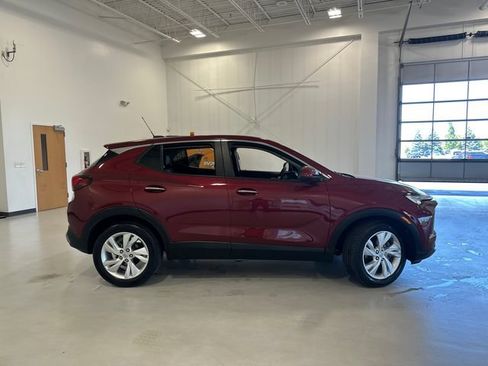 Used 2024 Buick Encore GX Preferred FWD image 5