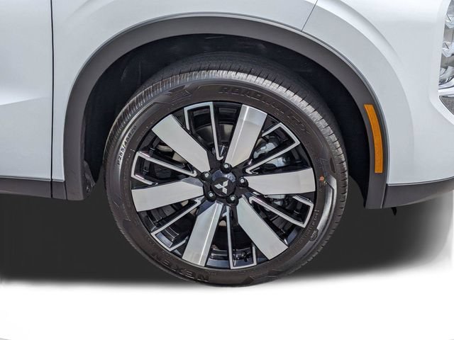New 2026 Mitsubishi Outlander SE FWD image 10