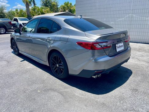 Used 2026 Toyota Camry SE FWD image 3