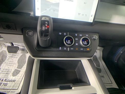 Certified 2025 Land Rover Defender 110 S image 22