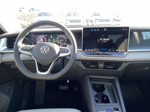 New 2026 Volkswagen Tiguan SE AWD/4WD image 14