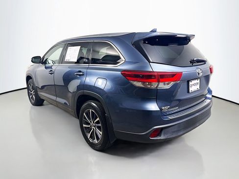 Certified 2018 Toyota Highlander XLE FWD image 5