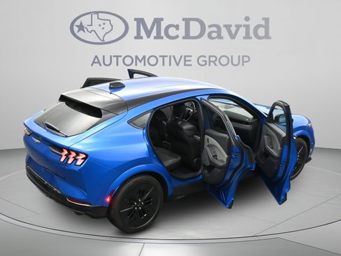 Used 2025 Ford Mustang Mach-E GT AWD/4WD image 45