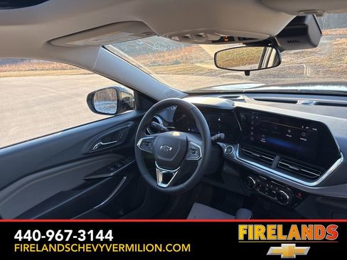 New 2026 Chevrolet Trax ACTIV w/ Sunroof Package image 33