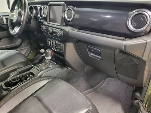 Used 2023 Jeep Wrangler Unlimited Sahara AWD/4WD image 60
