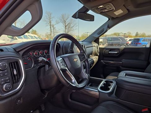 Used 2021 Chevrolet Silverado 1500 LTZ AWD/4WD image 28