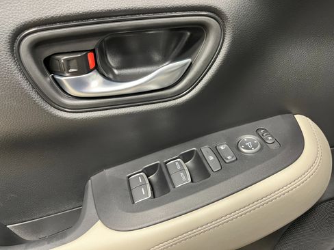 New 2026 Honda HR-V EX-L image 12