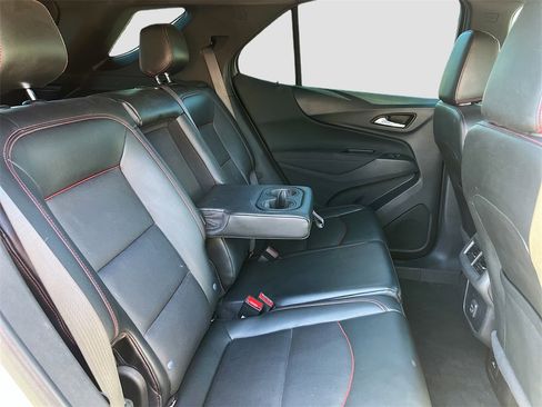 Used 2023 Chevrolet Equinox RS w/ RS Leather Package image 28