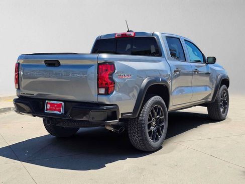 Used 2024 Chevrolet Colorado Trail Boss w/ LPO, Dark Essentials Package AWD/4WD image 3