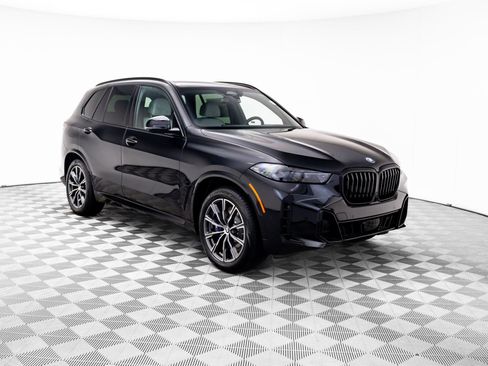 Used 2026 BMW X5 xDrive50e w/ M Sport Package AWD/4WD image 8