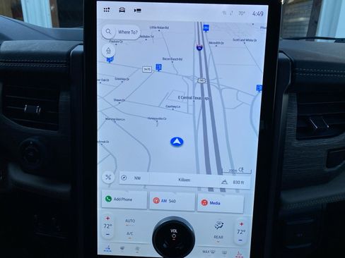 Used 2023 Ford Expedition Max Limited image 14