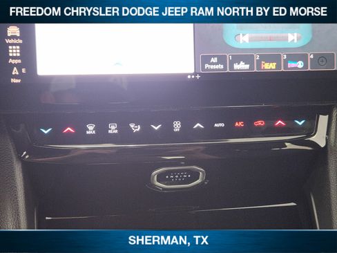 New 2026 Jeep Grand Cherokee Limited AWD/4WD image 13