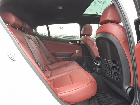 Used 2022 Kia Stinger GT-Line w/ Sun & Sound Package image 15