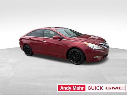 Used 2012 Hyundai Sonata FWD image 2