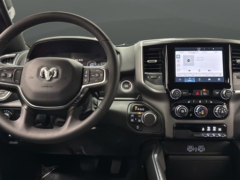 Used 2025 RAM 1500 Big Horn AWD/4WD image 11