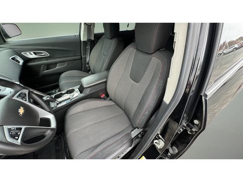 Certified 2017 Chevrolet Equinox LT w/ Convenience Package image 18