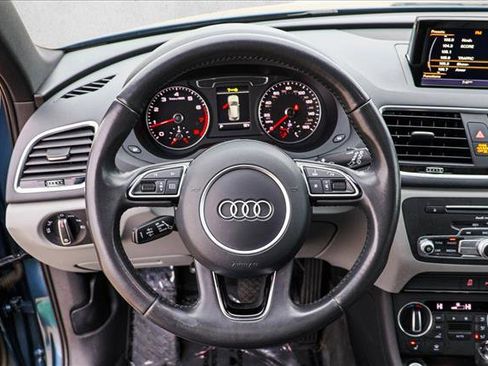 Used 2018 Audi Q3 2.0T Premium Plus w/ Premium Plus Package image 13