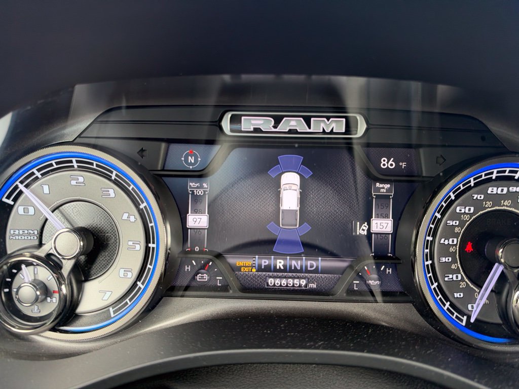 Used 2020 RAM 1500 Limited w/ Black Appearance Package AWD/4WD image 13