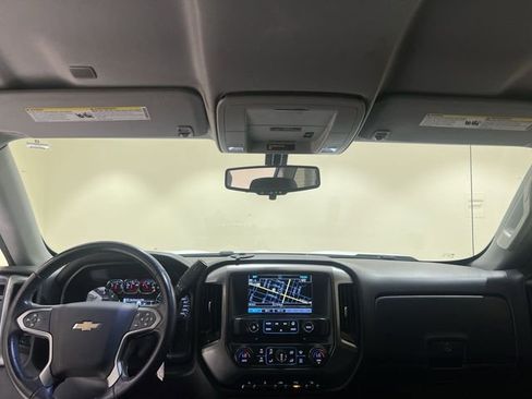 Used 2018 Chevrolet Silverado 1500 LT w/ Texas Edition image 18